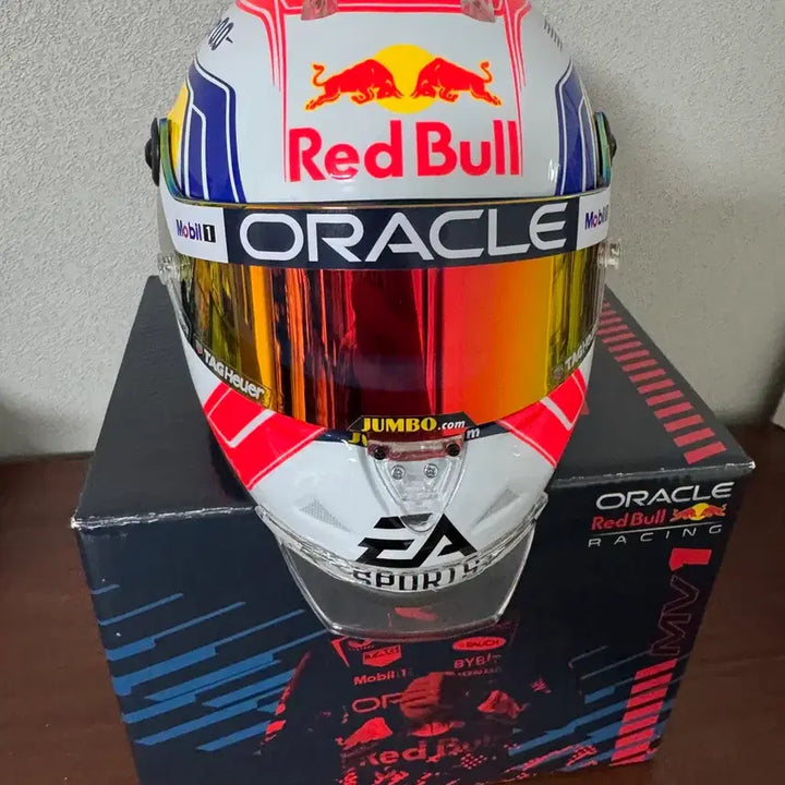 [BUNJANG] Red Bull Max Verstappen 2023 Helmet 1:2 Scale / 레드불 막스 베르스타펜 헬멧 2023 1:2사이즈