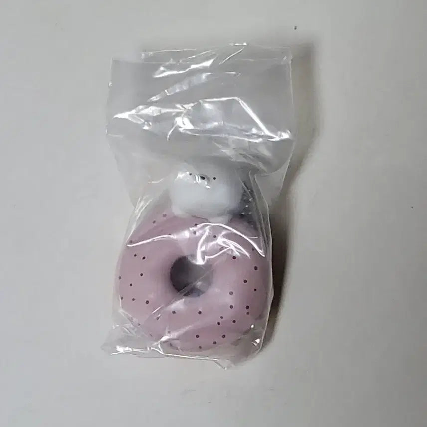 [BUNJANG] Coco Cheri Dessert Donut Gacha Figure / 코코 셰리 디저트 가챠 도넛 빵
