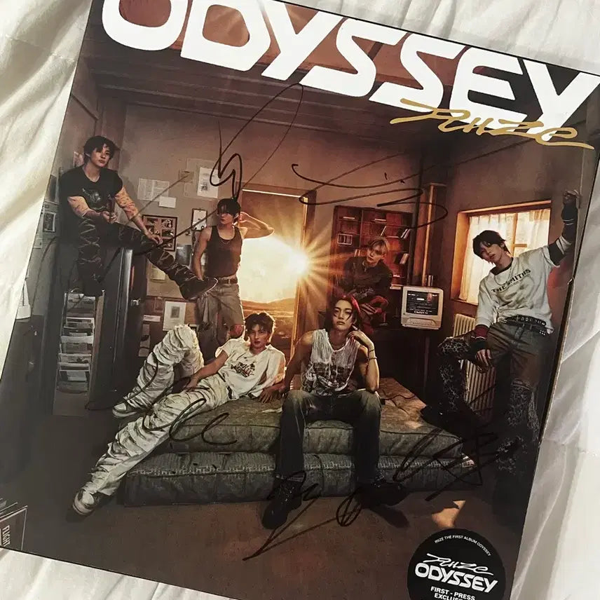 [BUNJANG] RIIZE Odyssey 1st Full Album Signed Album Package / 라이즈 전원 친필 싸인 앨범 오디세이 ODYSSEY 정규 1집 RIIZE 패키지