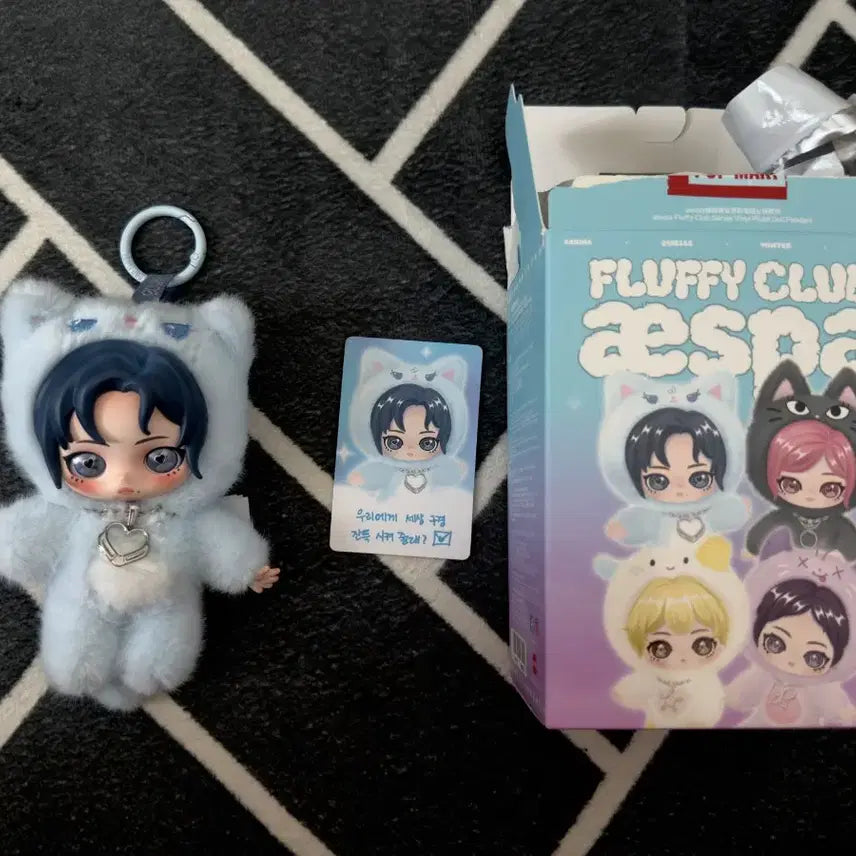 [BUNJANG] Pop Mart Aespa Fluffy Doll Karina (Carangi) Photocard / 팝마트 에스파 플러피 인형 카리나 카랑이 단순개봉
