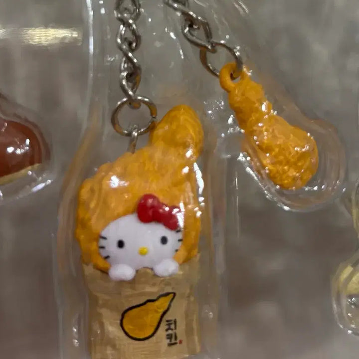 [BUNJANG] Hello Kitty Chicken Keychain Split Set / 올리브영 지역 키티 치킨 분철