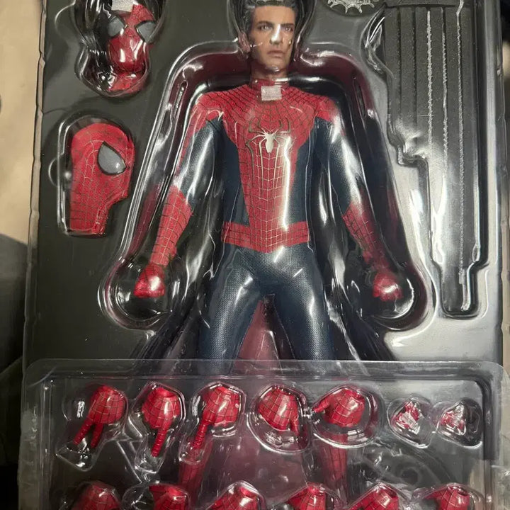 [BUNJANG] Hot Toys Spider-Man 2 Amazing Spider-Man 1/6 Scale Figure / 핫토이 스파이더맨 2 1/6 스케일 피규어