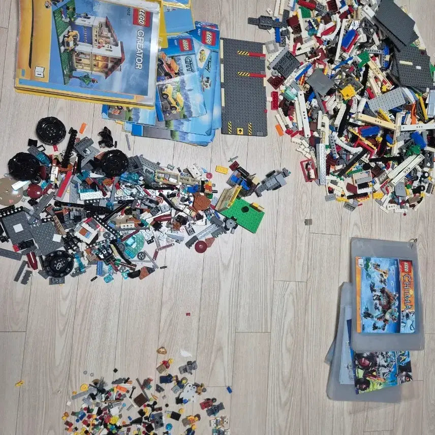 [BUNJANG] LEGO Creator 31012, City 4207, Chima 70143, Chima 70004 Bulk Blocks Set / 레고 정품  크리에이터31012 시티4207 키마70143 키마70004 7.6kg팝니딘