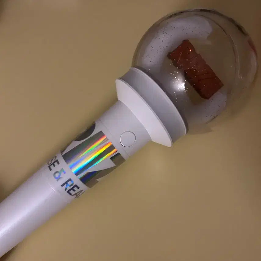 [BUNJANG] RIIZE Official Lightstick + Ddeongbyeong Cape Set / 라이즈 응원봉 + 똘병 케이프