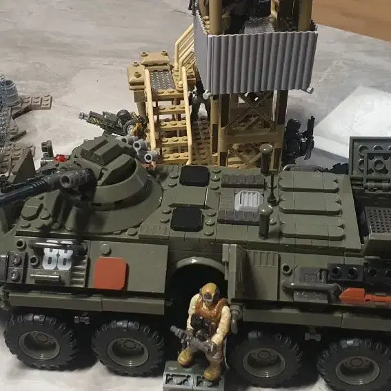 [BUNJANG] Mega Bloks M1127 Stryker Armored Vehicle Diorama / 메가블럭 디오라마