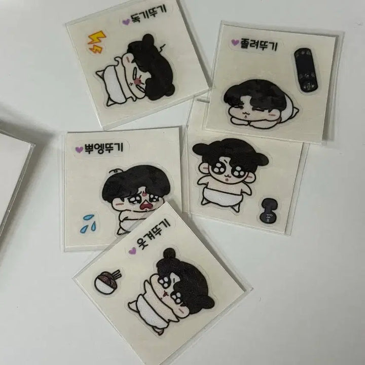[BUNJANG] BTS Jungkook "Kkukdooki" 7cm Doll Set with 5 Outfits, Stickers, Keychain, and Accessories / bts 방탄소년단 정국 인형 7cm 꾹뚜기인형 5종 띠부씰 스티커 키링 악세사리 등 포함 세트