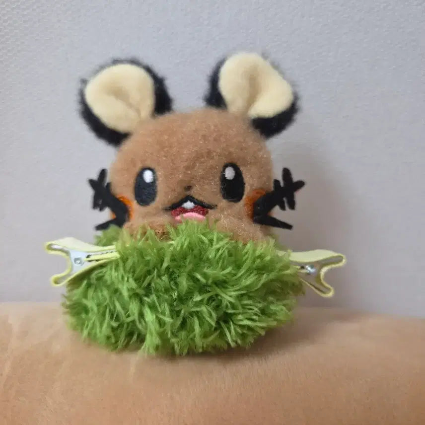 [BUNJANG] Pokemon Dedenne Hairpin Gachapon / 포켓몬스터 헤어핀 가챠 데덴네 판매