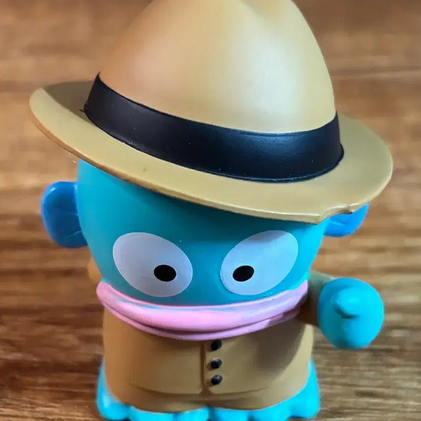 [BUNJANG] Sanrio Hide and Seek Gacha Figure Hangyodon / 산리오 숨바꼭질 가챠 피규어 한교동