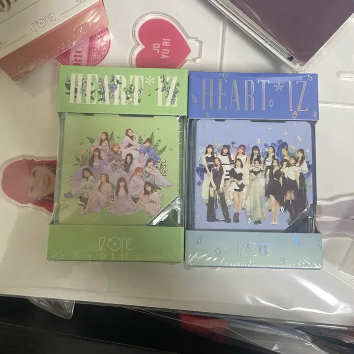 [BUNJANG] IZ*ONE Kino Album Set (4 Types) / 아이즈원 키노 앨범 4종