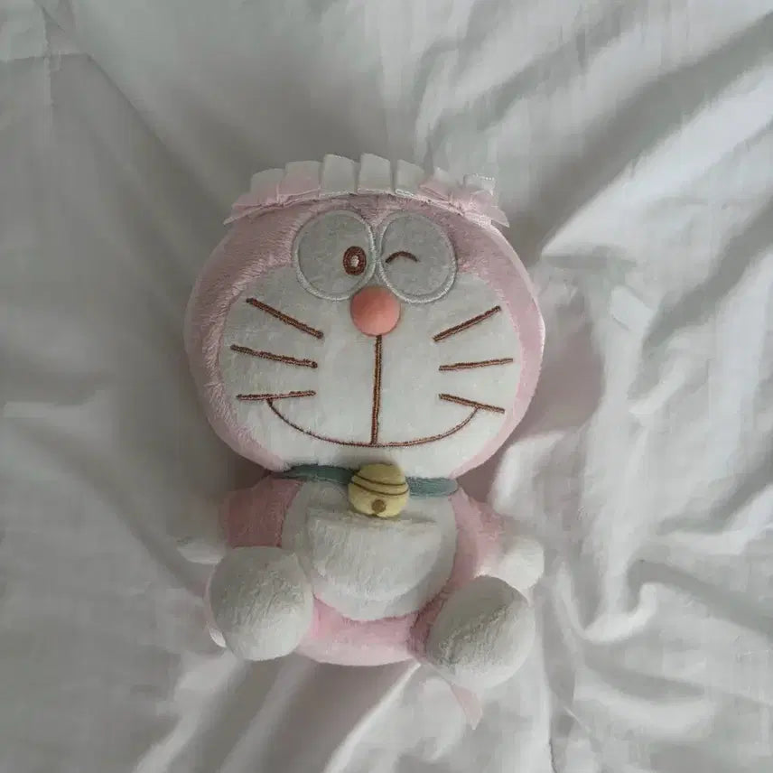 [BUNJANG] Vintage Pink Doraemon Plush Doll / 고전 핑크 도라에몽 인형
