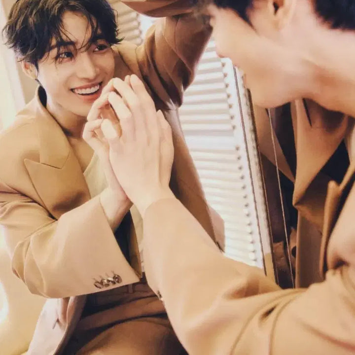 [BUNJANG] Esquire Magazine featuring Choo Yeong-woo / (새상품) <중증외상센터>,<오세이사>추영우님 화보가 실린 에스콰이어 잡지 양도해요