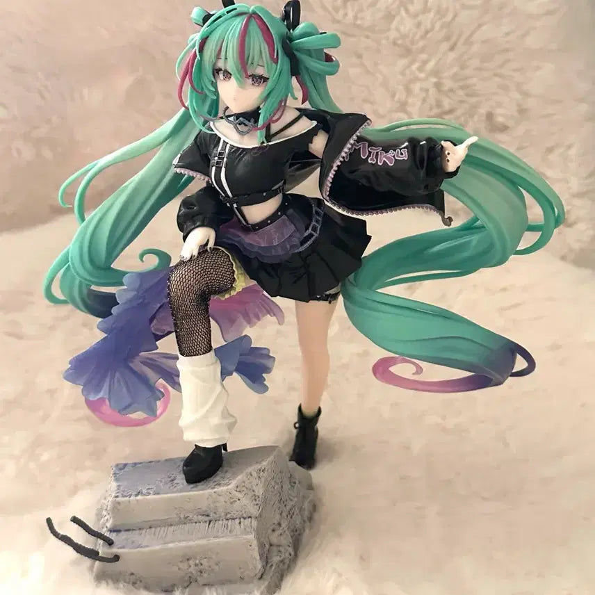 [BUNJANG] Punk Miku Figure / 펑크 미쿠 피규어