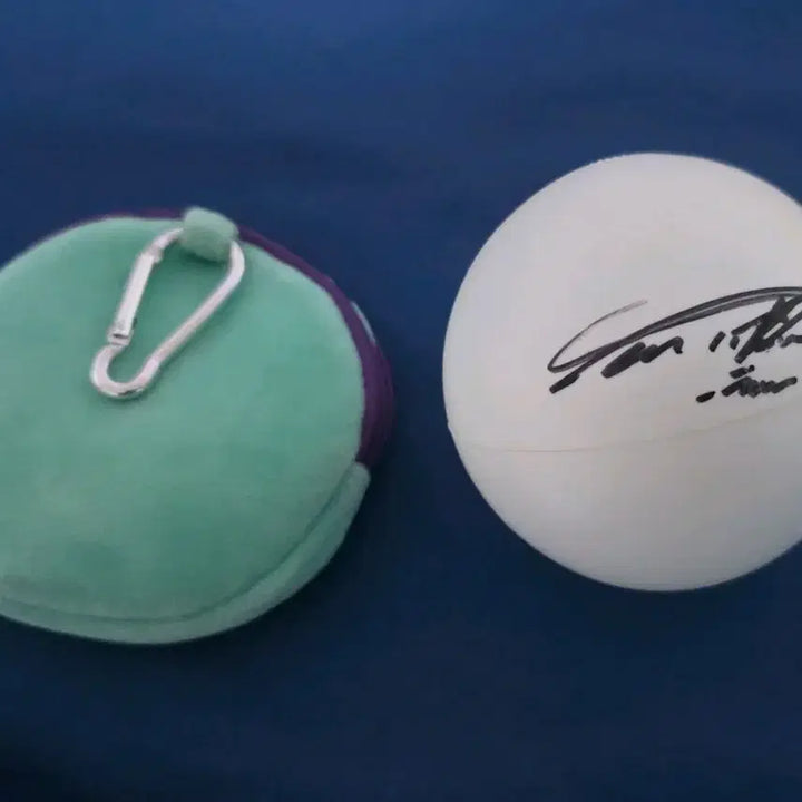 [BUNJANG] Taemin SHINee Signed Ball The Shining 2018 / 샤이니 태민 싸인 볼 더샤이닝 2018