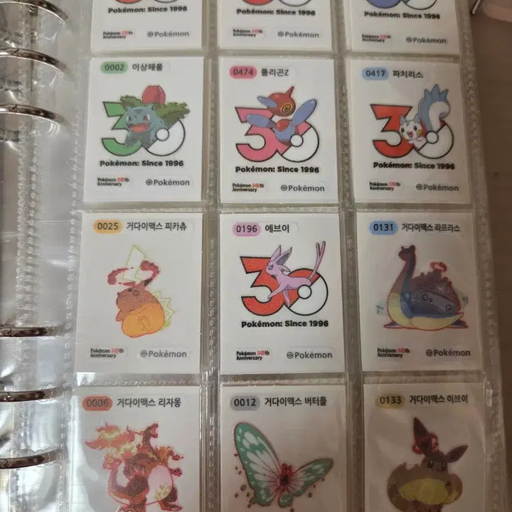 [BUNJANG] Pokemon Stickers / 포켓몬 띠부씰  기라티나 무한다이노 파치리스 에브이 팽도리 거다이맥스피카츄 거다이맥스버터플 썬더 이상해풀 메가망나뇽 썬더 님피아