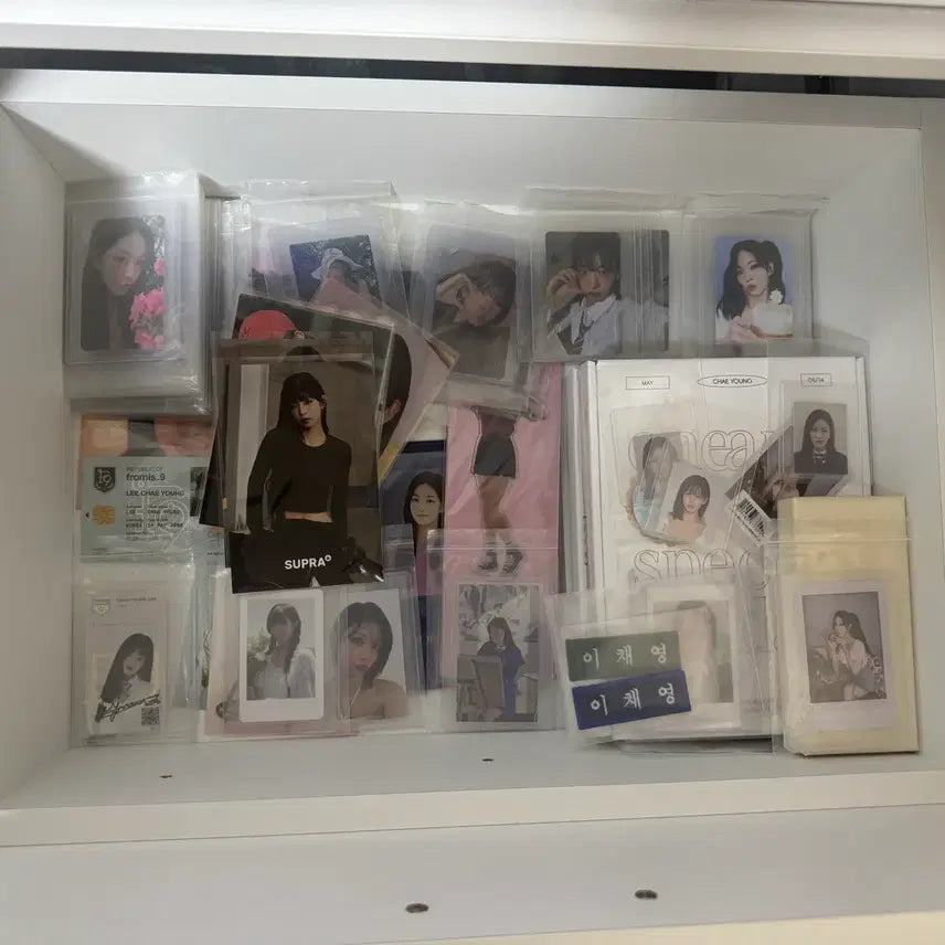 [BUNJANG] fromis_9 Lee Chaeyoung Goods Bundle / 프로미스나인 이채영 굿즈들 판매합니다!