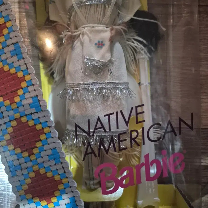[BUNJANG] Native American Barbie Special Edition Doll / 바비 인형 네이티브 아메리칸 스페셜 에디션