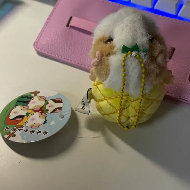[BUNJANG] Morimoto Pineapple Guinea Pig Plush Toy (New) / 파인애플 모루모토 기니피그 인형(새상품)