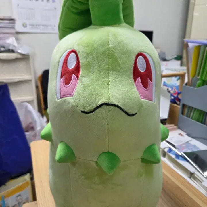 [BUNJANG] Pokemon Center Chikorita Life-Size Plush / 일본 포켓몬센터 치코리타 등신대 인형 팝니다