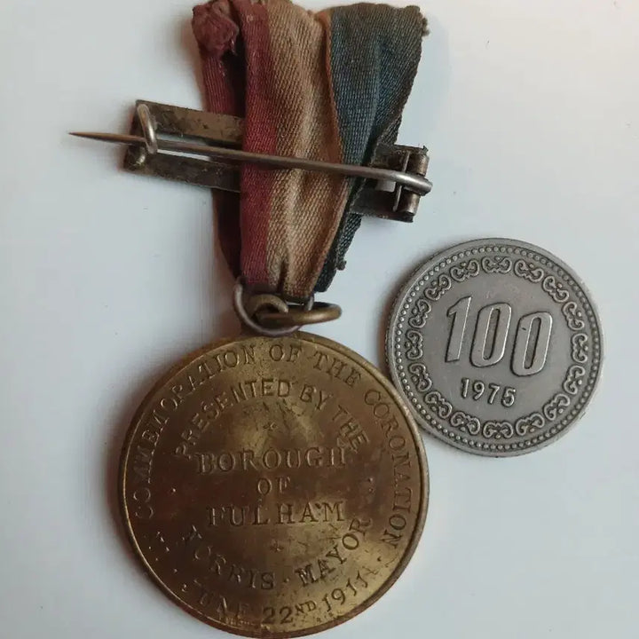 [BUNJANG] 1911 United Kingdom King George V Coronation Commemorative Brass Medal / 1911  영국 킹조지 대관 기념 황동 메달
