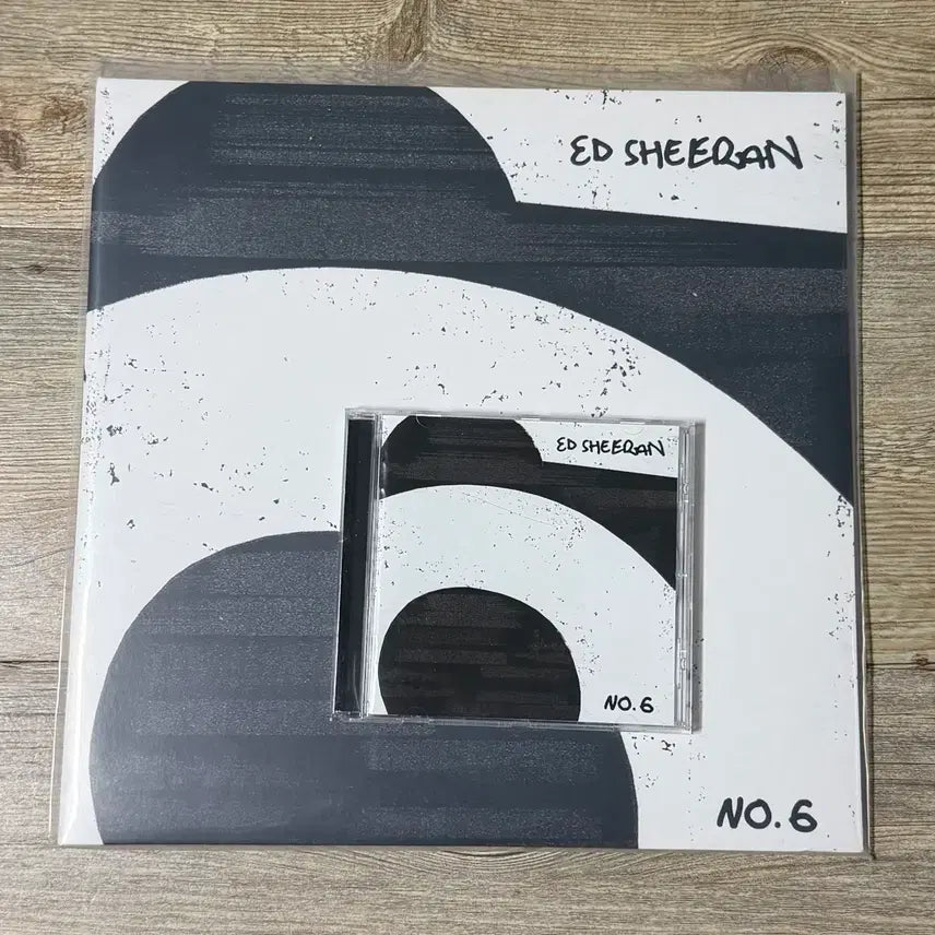 [BUNJANG] Ed Sheeran No.6 Collaborations Project CD &amp; LP Bundle Set / 에드 시런 no.6 cd, lp 일괄