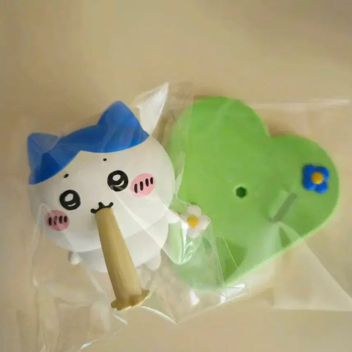 [BUNJANG] Hachiware Figure (Hairball Version) / 하치와레 투성이 피규어 <헤어볼>