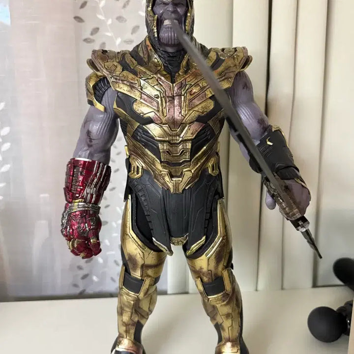 [BUNJANG] Hot Toys Avengers: Endgame Thanos Battle Damage Version / 핫토이 엔드게임 타노스 배뎀