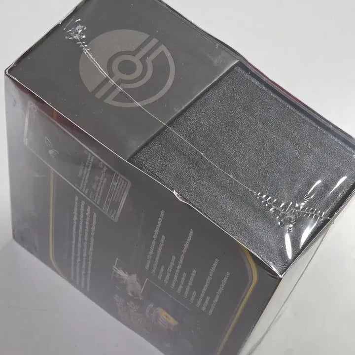[BUNJANG] Pokémon TCG MEGA Evolution Pitch Black Elite Trainer Box (North American Edition) - Sealed / [미개봉] 포켓몬카드 MEGA Evolution Pitch Black ETB 북미판 (어비스아이)