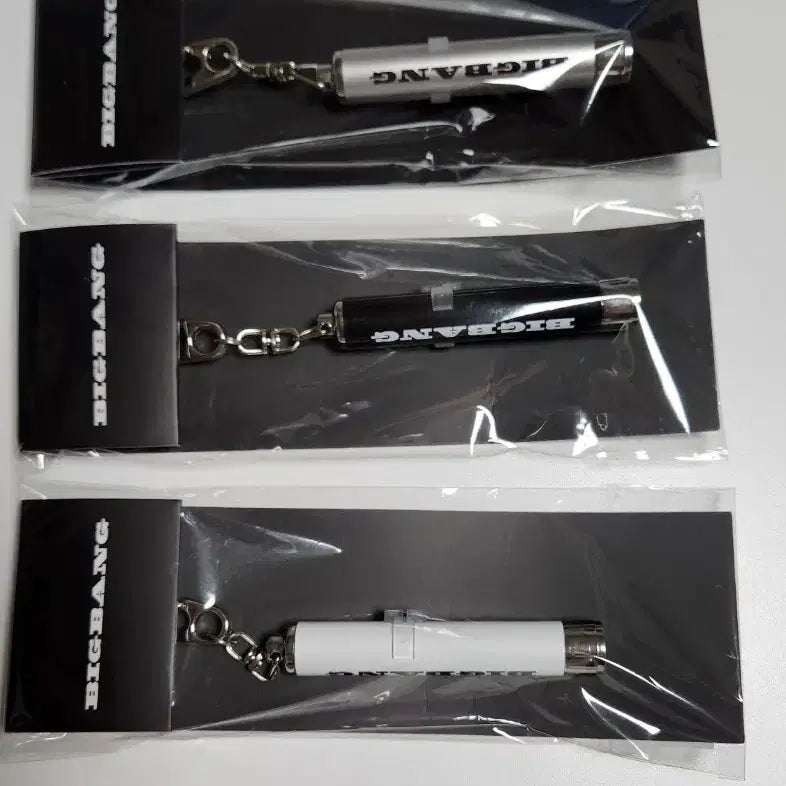 [BUNJANG] BIGBANG 20th Anniversary Message LED Keychain GD Taeyang Daesung Bundle Set / 일괄)빅뱅 메세지 led키링 지디 태양 대성 지드래곤