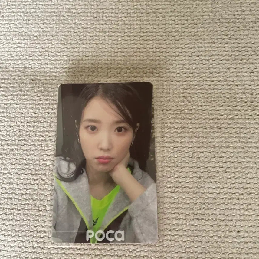[BUNJANG] IU Golden Hour Concert POB Photocard / 아이유 2022 골든아워 콘서트 특전 포카