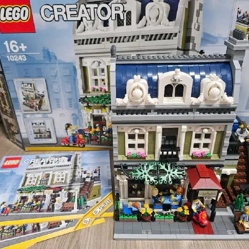 [BUNJANG] LEGO 10243 Parisian Restaurant / 레고 10243 파리레스토랑