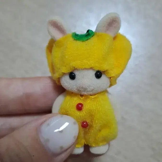[BUNJANG] Sylvanian Families Vegetable Trio Milk Rabbit / 실바니안 야채트리오 밀크토끼