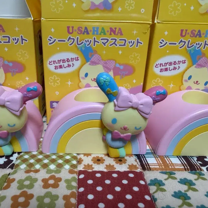 [BUNJANG] Usahana Birthday Series Random Stamp Stand / 우사하나 생일 시리즈 랜덤 도장꽂이