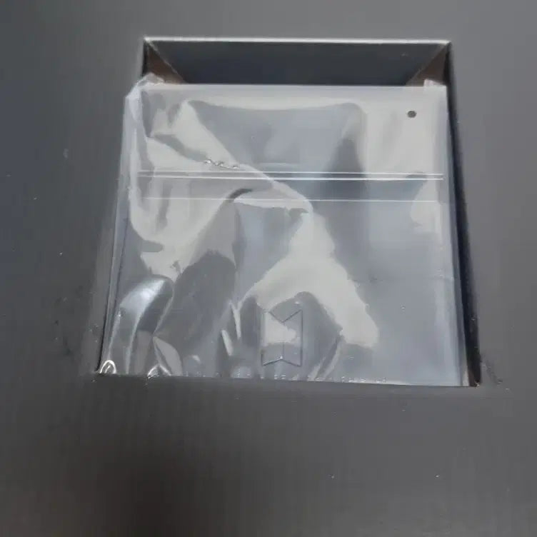 [BUNJANG] BTS Merch Box 8 (Sealed Components) / [구성품 미개봉] 방탄 머치박스 8