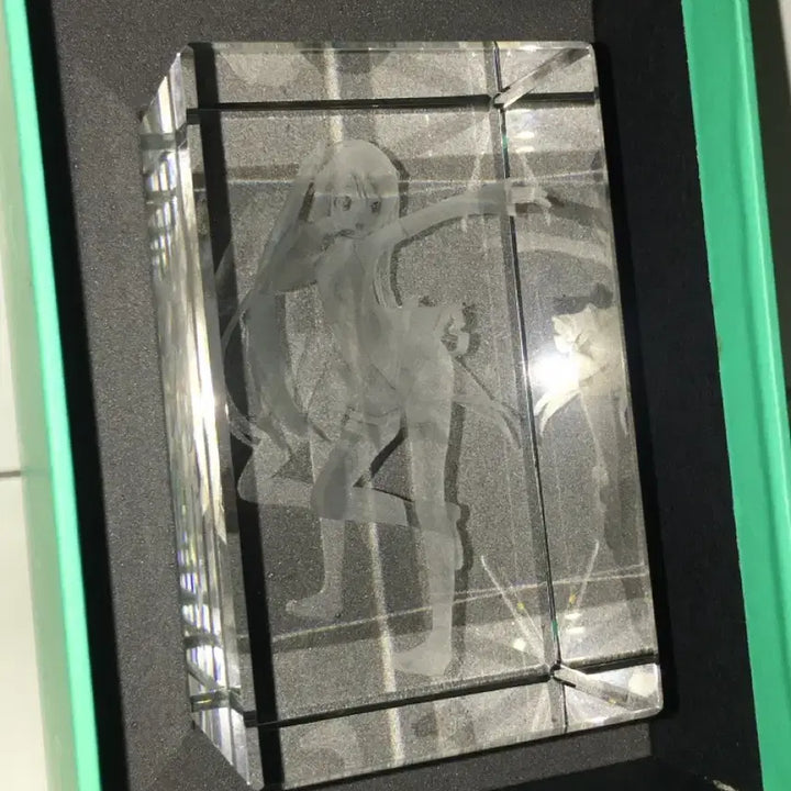 [BUNJANG] Hatsune Miku 3D Crystal Object Laser Engraved Figure / 하츠네 미쿠 3D 크리스탈 오브젝트 레이저 각인 조형물