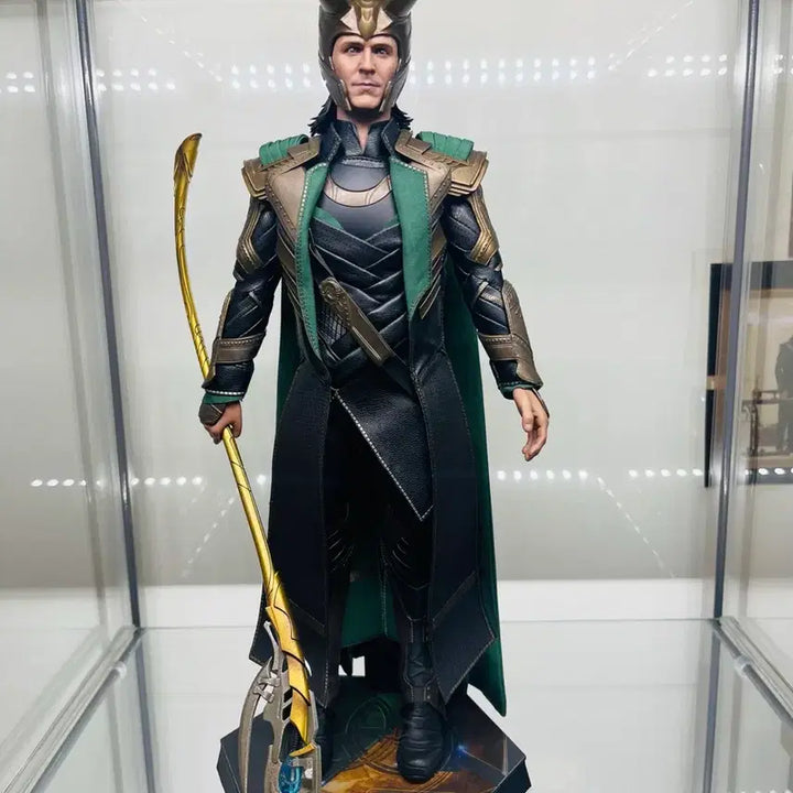 [BUNJANG] Hot Toys Loki Endgame Figure / 핫토이 로키 엔드게임
