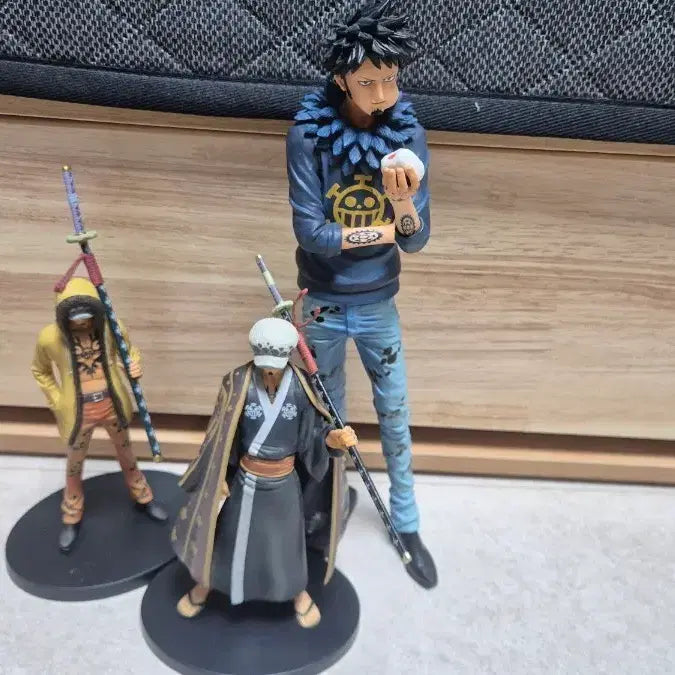 [BUNJANG] Trafalgar Law Figure Bundle Set / 원피스피규어 로우피규어 4개일괄