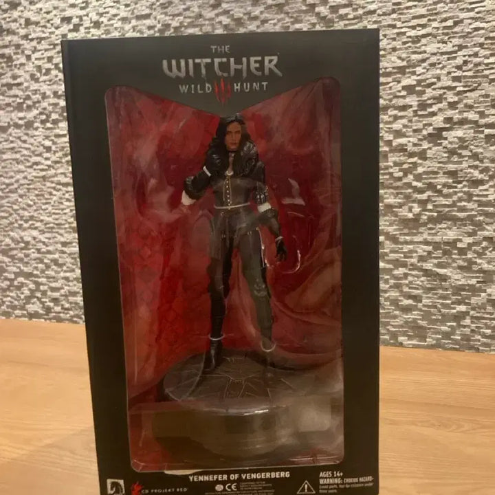 [BUNJANG] Dark Horse The Witcher 3 Yennefer Deluxe Figure / 다크호스 위쳐3 예니퍼 디럭스 피규어