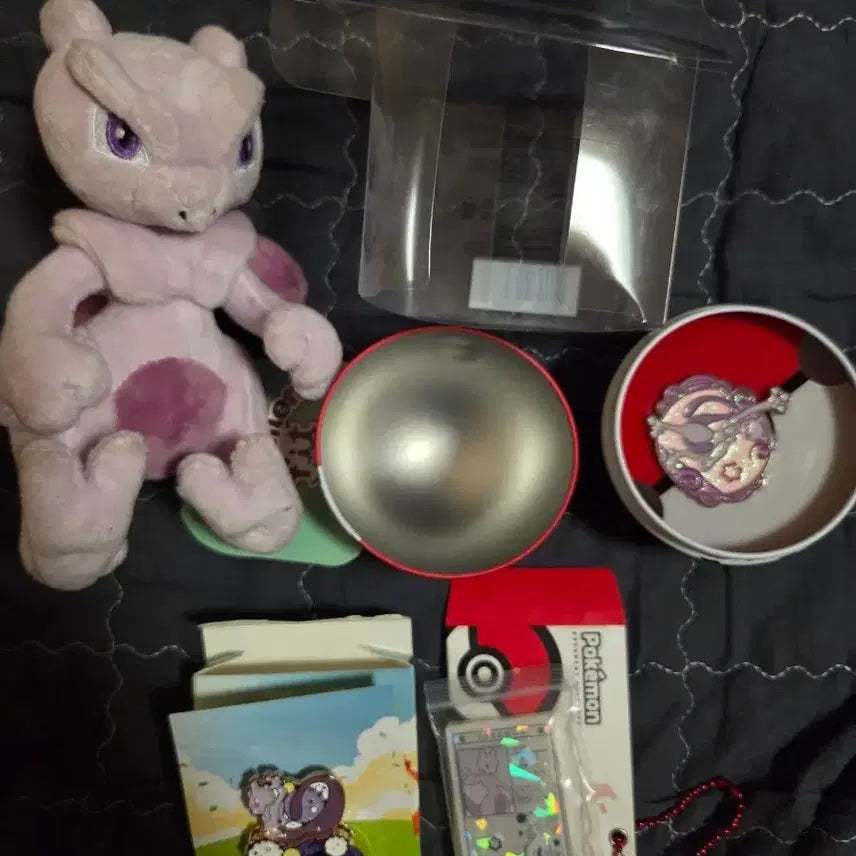 [BUNJANG] Pokemon Mewtwo Plush &amp; Badge Set / 포켓몬스터 뮤츠 인형 뱃지 세트
