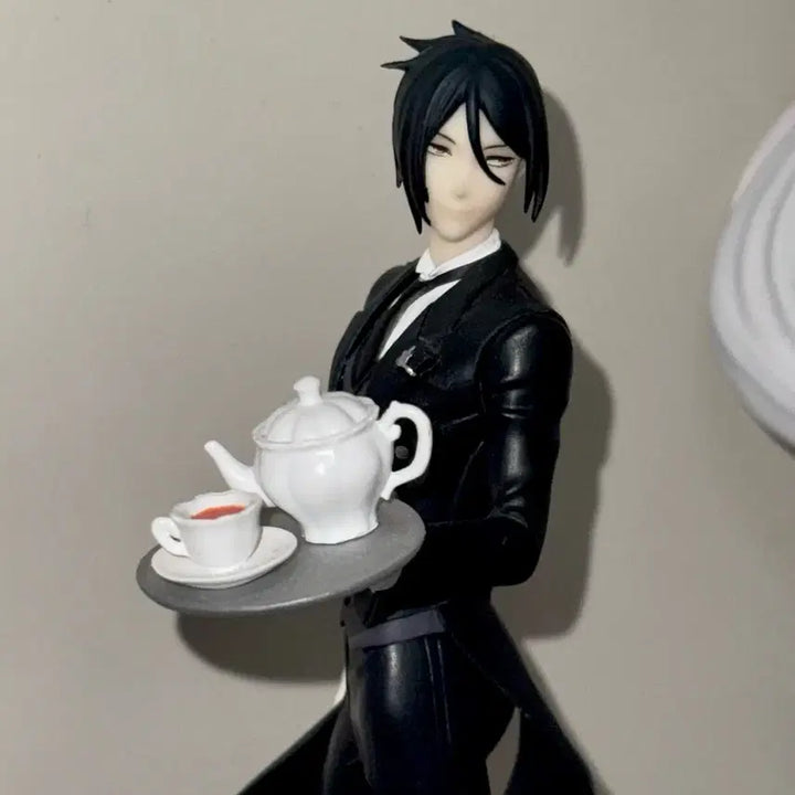 [BUNJANG] Black Butler Sebastian Figure / 흑집사 세바스찬 피규어