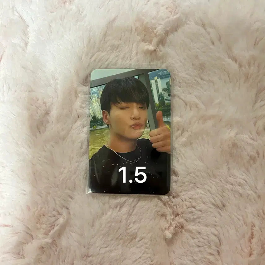[BUNJANG] BTS Jungkook Golden Yeti Mall Photocard / 방탄 정국 골든 예티몰 포카