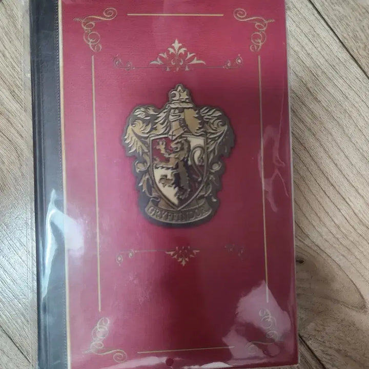 [BUNJANG] Harry Potter Gryffindor Notebook Universal Studios Japan Goods / 해리포터 그리핀도르 노트 유니버셜 스튜디오 재팬 굿즈