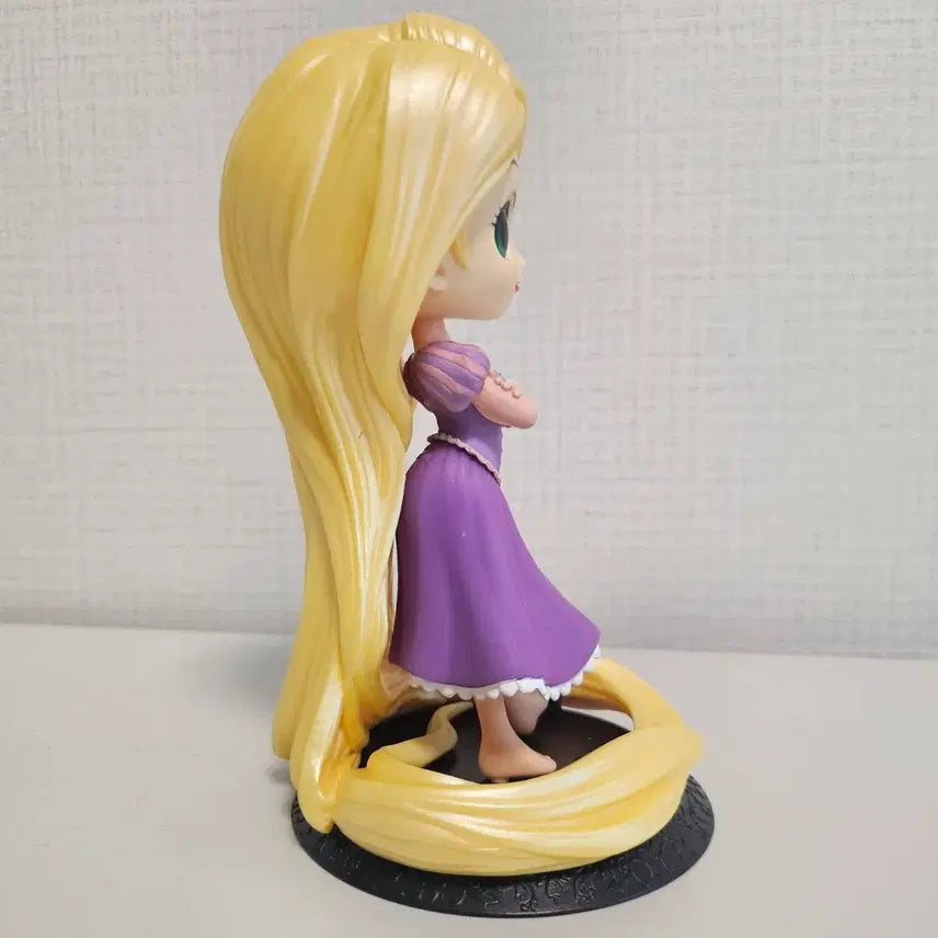 [BUNJANG] Disney Rapunzel Q Posket Figure / 디즈니 라푼젤 피규어 큐포 판매합니다