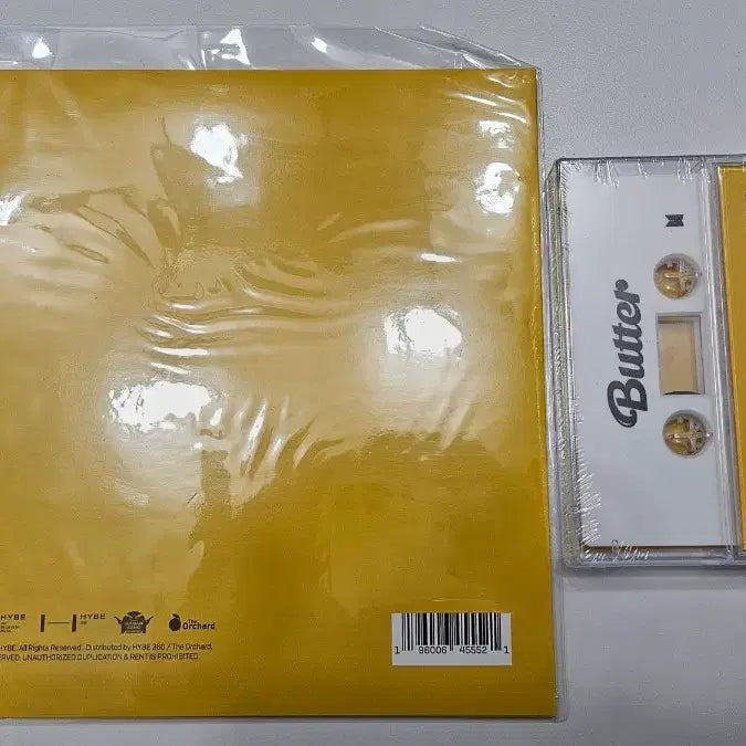 [BUNJANG] BTS Butter Sealed LP &amp; Cassette Set / BTS 방탄소년단 미개봉 버터 LP+카세트 세트 판매