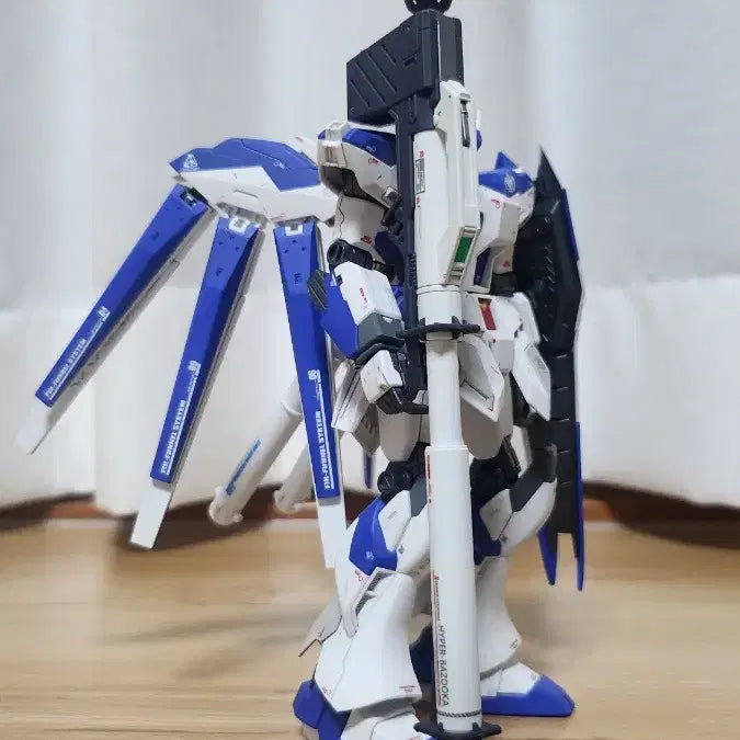 [BUNJANG] Bandai HG Hi-Nu Gundam Custom Painted Model Kit / 반다이 HG 하이뉴 건담 도색작