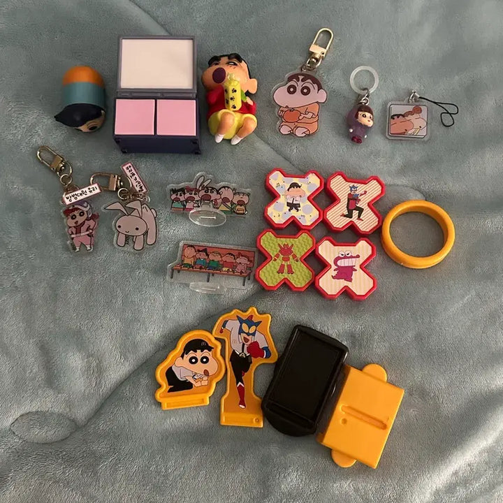 [BUNJANG] Crayon Shin-chan Plushies and Keychains Bundle Set / 짱구는 못말려 인형 및 키링 일괄