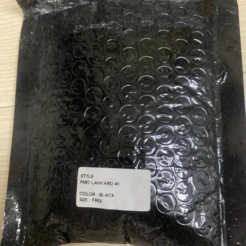 [BUNJANG] Peaceminusone Lanyard New / 피마원 랜야드 새상품
