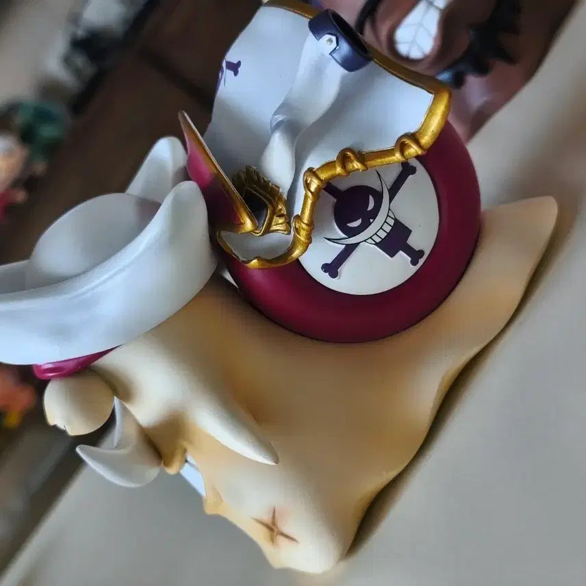 [BUNJANG] One Piece Whitebeard Den Den Mushi Resin Figure / 박스O 흰수염 전보벌레 레진 원피스 피규어