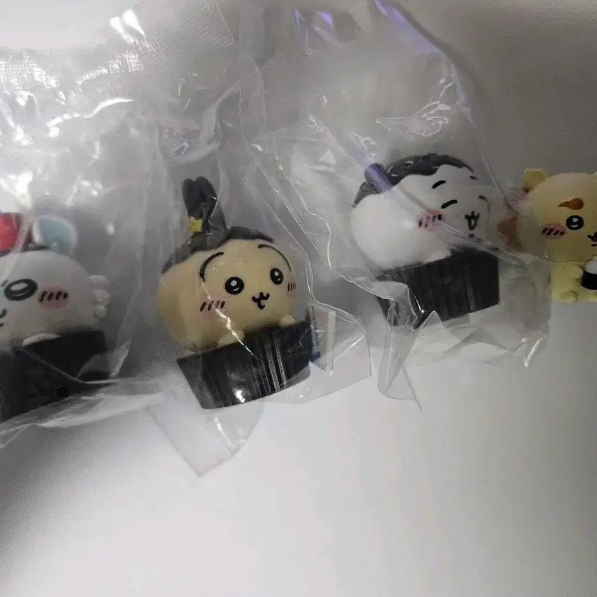 [BUNJANG] Chiikawa Gacha Figures Bundle Set (4 Types) / 치이카와 가챠 4종 일괄