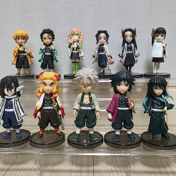 [BUNJANG] Demon Slayer World Collectable Figure Set (13 Types) / 귀멸의칼날 월드콜렉터블 월콜 13종 일괄 (기유, 사네미, 무이치로 등)