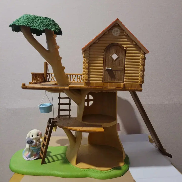 [BUNJANG] Sylvanian Families Old Tree House / 실바니안 올드 트리하우스